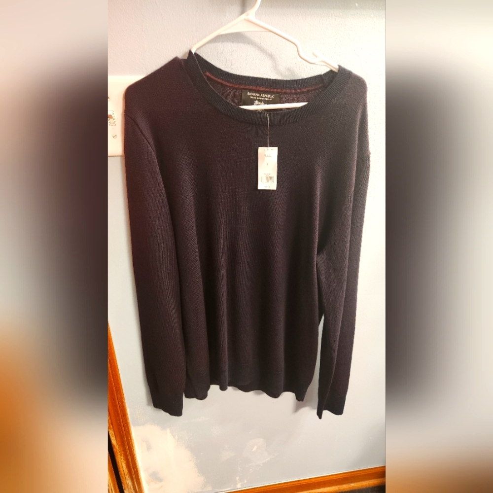 Banana Republic Men's Dark Purple Sweater